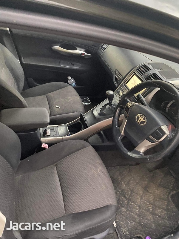 Toyota Blade 2,5L 2010
