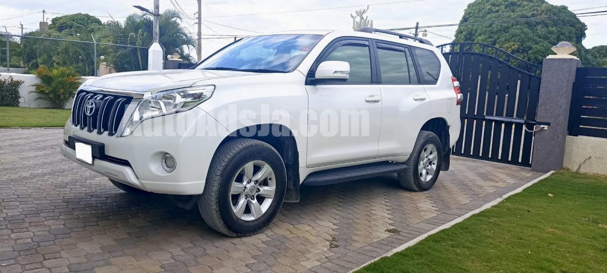 2016 Toyota Prado