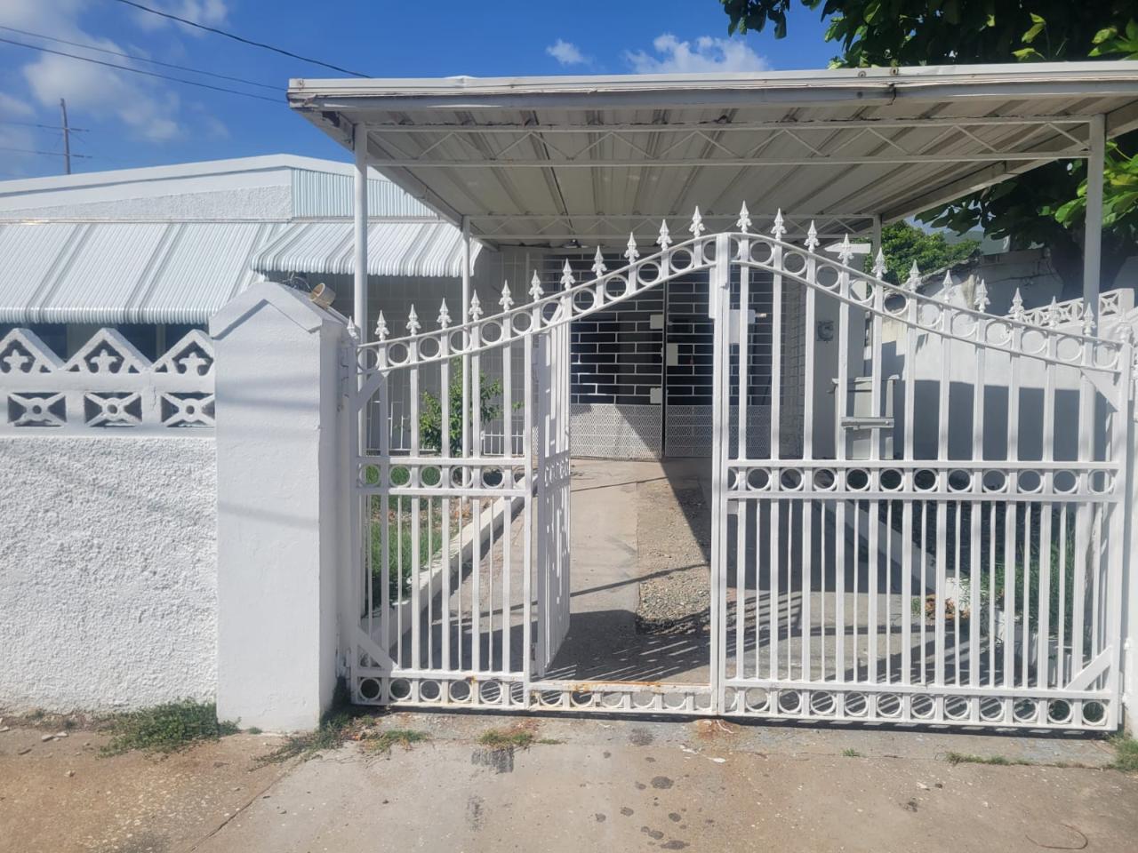 House for Sale   Kingston 17