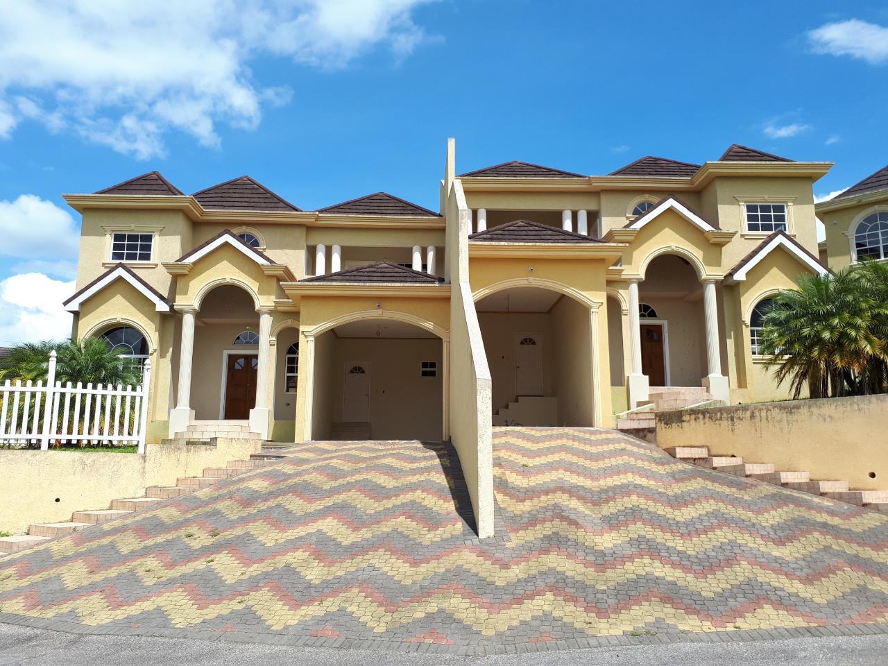 Townhouse for Sale   Mandeville