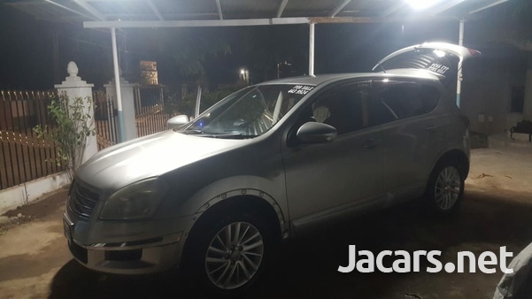 Nissan Dualis 2,0L 2012