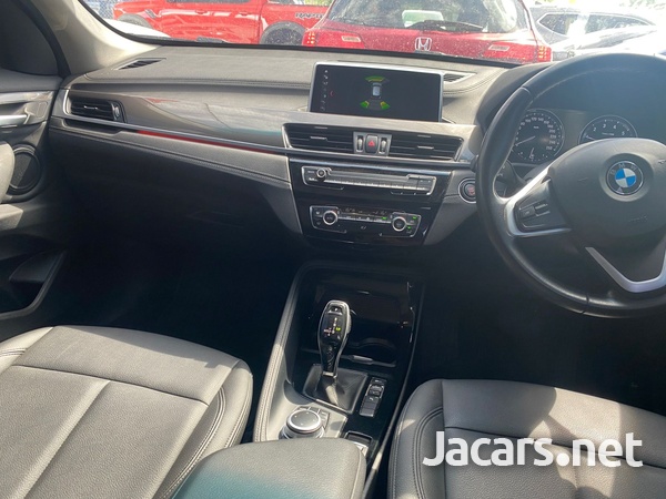 BMW X1 1,6L 2021