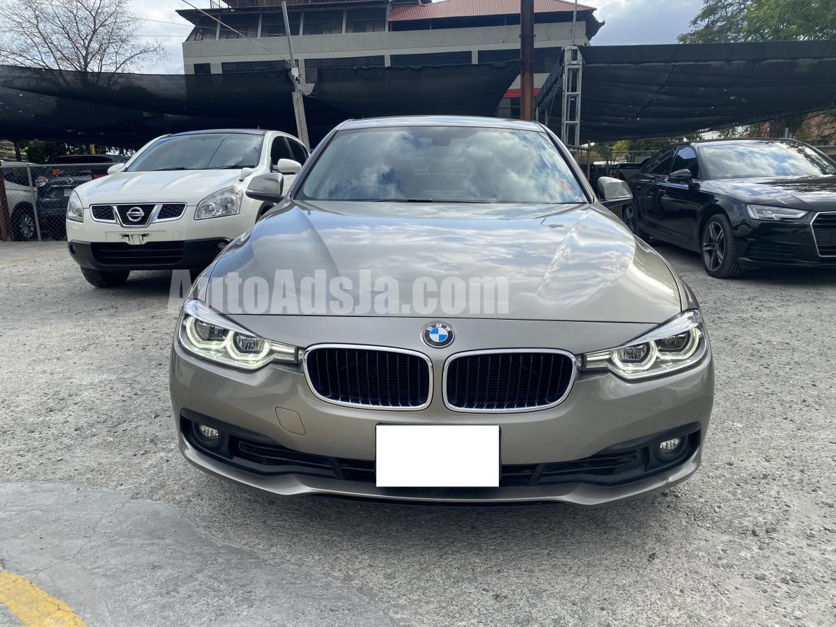 2018 BMW 318
