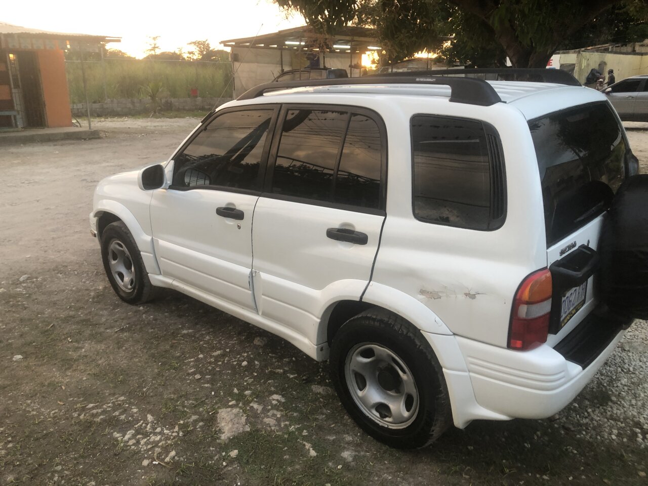 For Sale: 2000 Suzuki Grand Vitara
