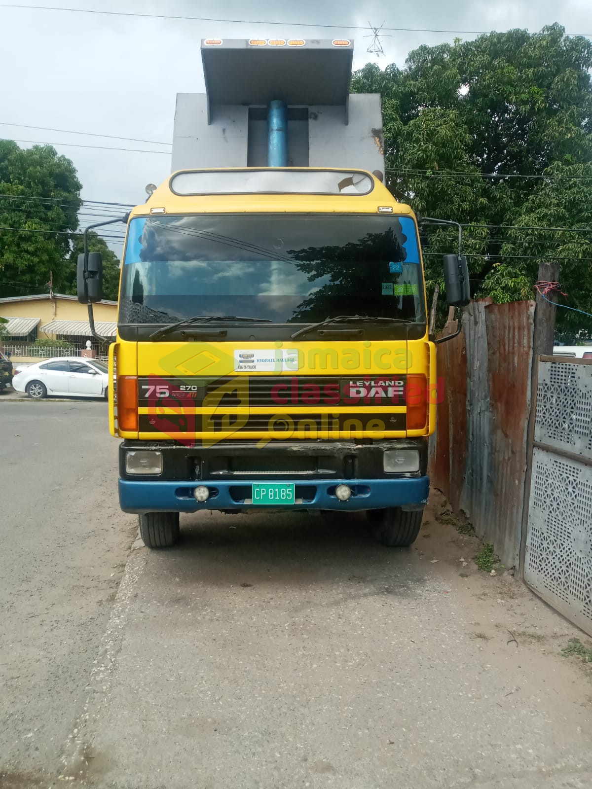 For Sale: 2001 Leyland DAF Truck