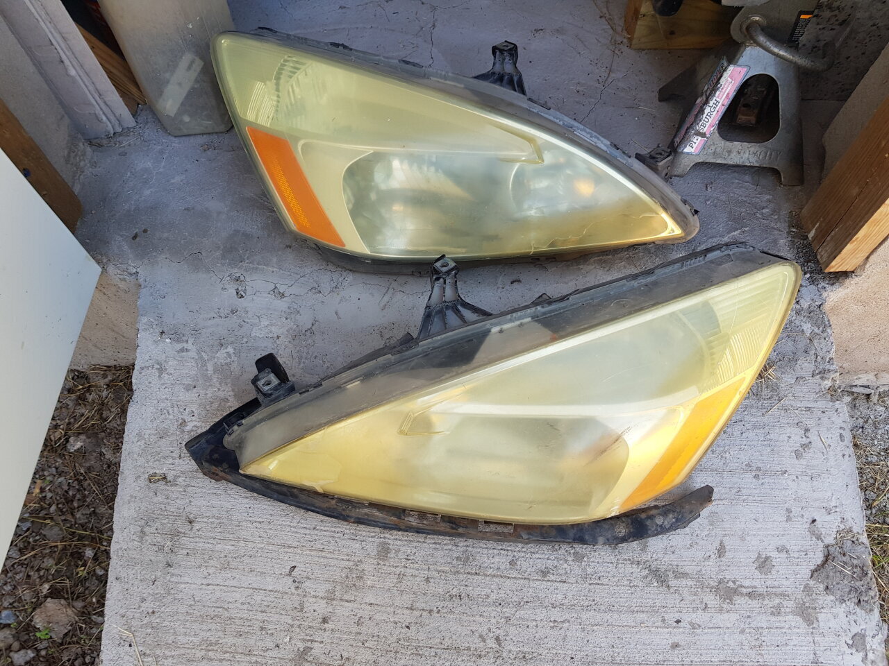 For Sale: 2003-2007 Honda Accord Headlights