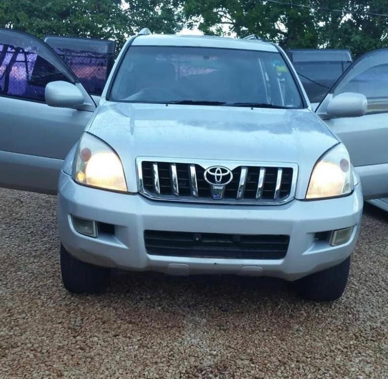 For Sale: 2004 Toyota Prada