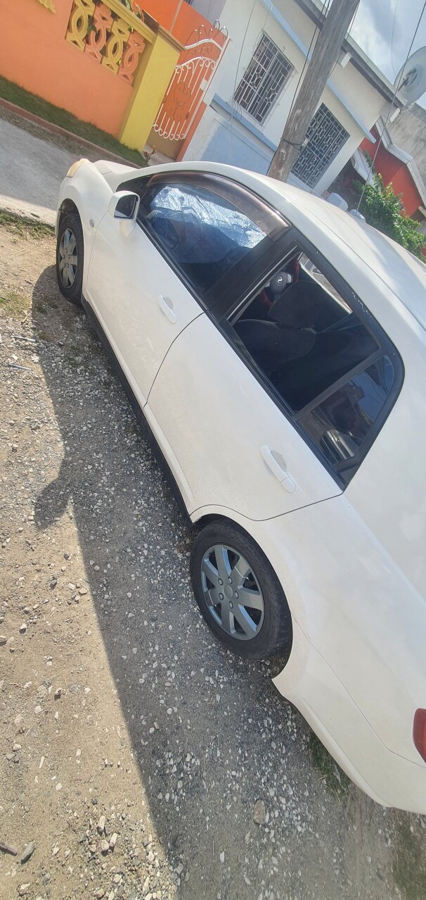 For Sale: 2005 Nissan Tiida For Sale