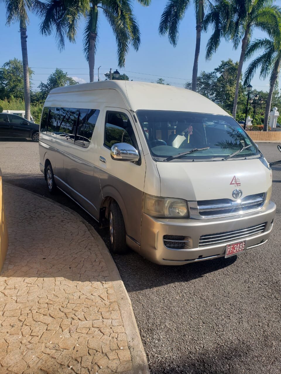 For Sale: 2005 Toyota Hiace Grand Cabin