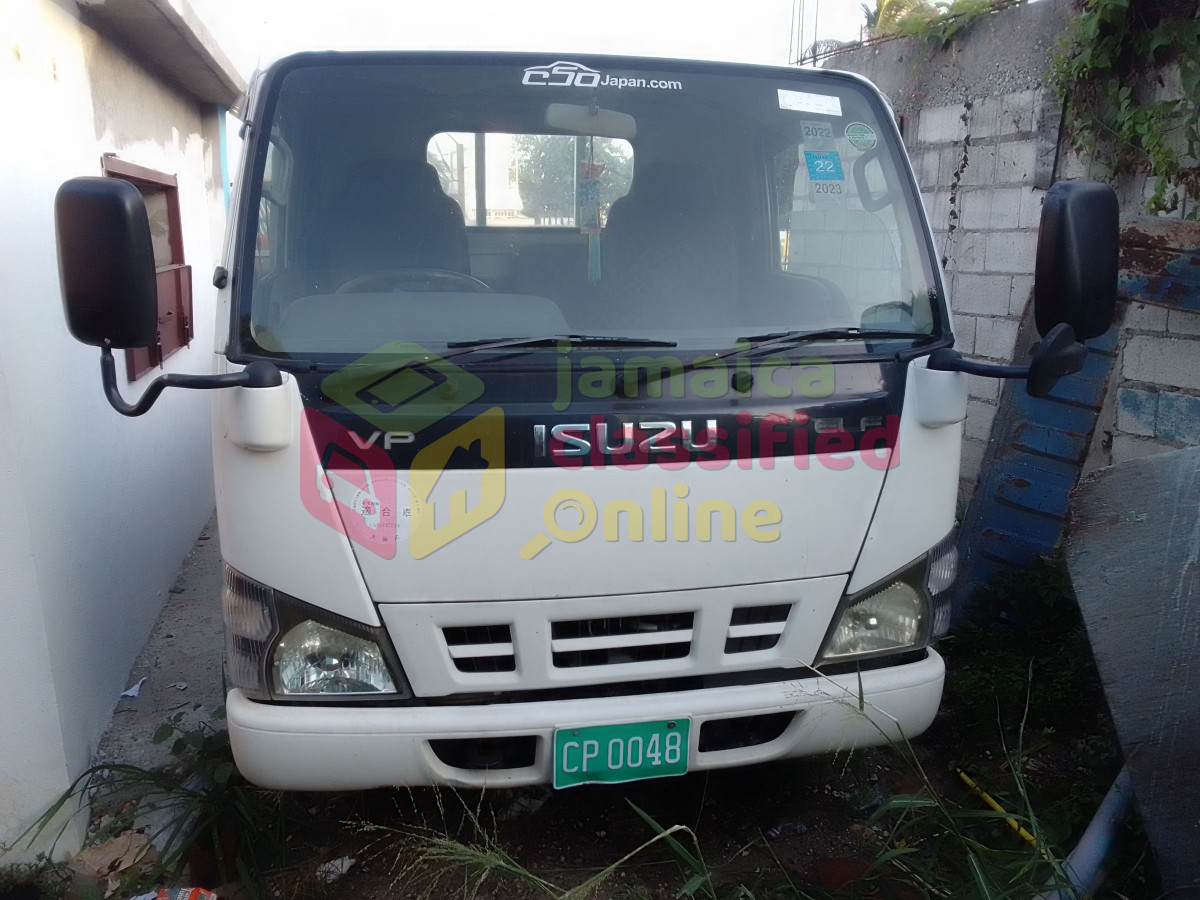 For Sale: 2006 Isuzu Elf