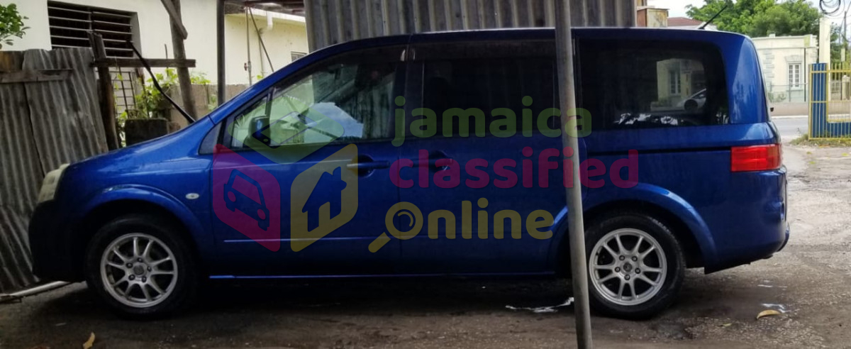 For Sale: 2010 Nissan Lafesta