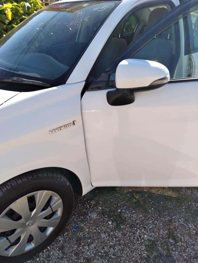 2010 toyota axio