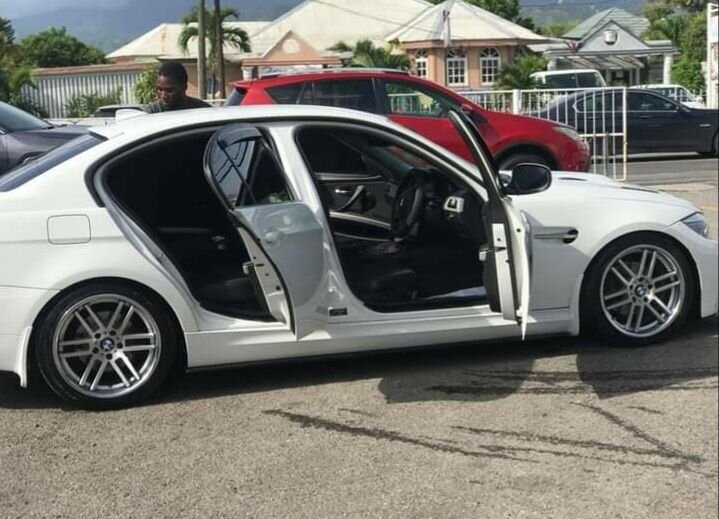 For Sale: 2011 Bmw 320i