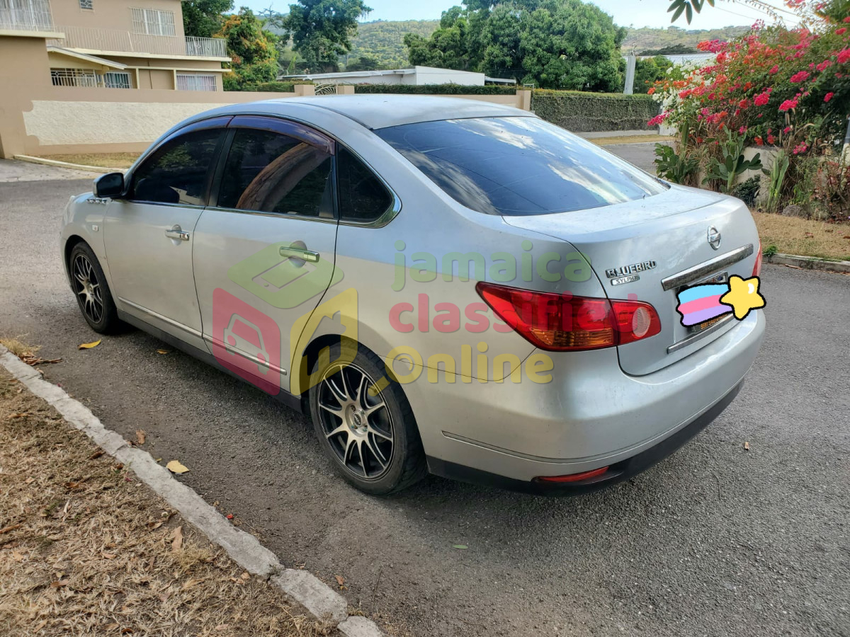 For Sale: 2011 Nissan Bluebird