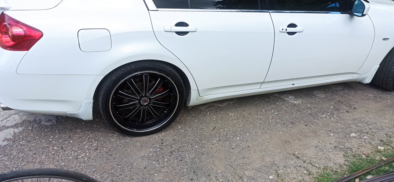 For Sale: 2011 Nissan Skyline