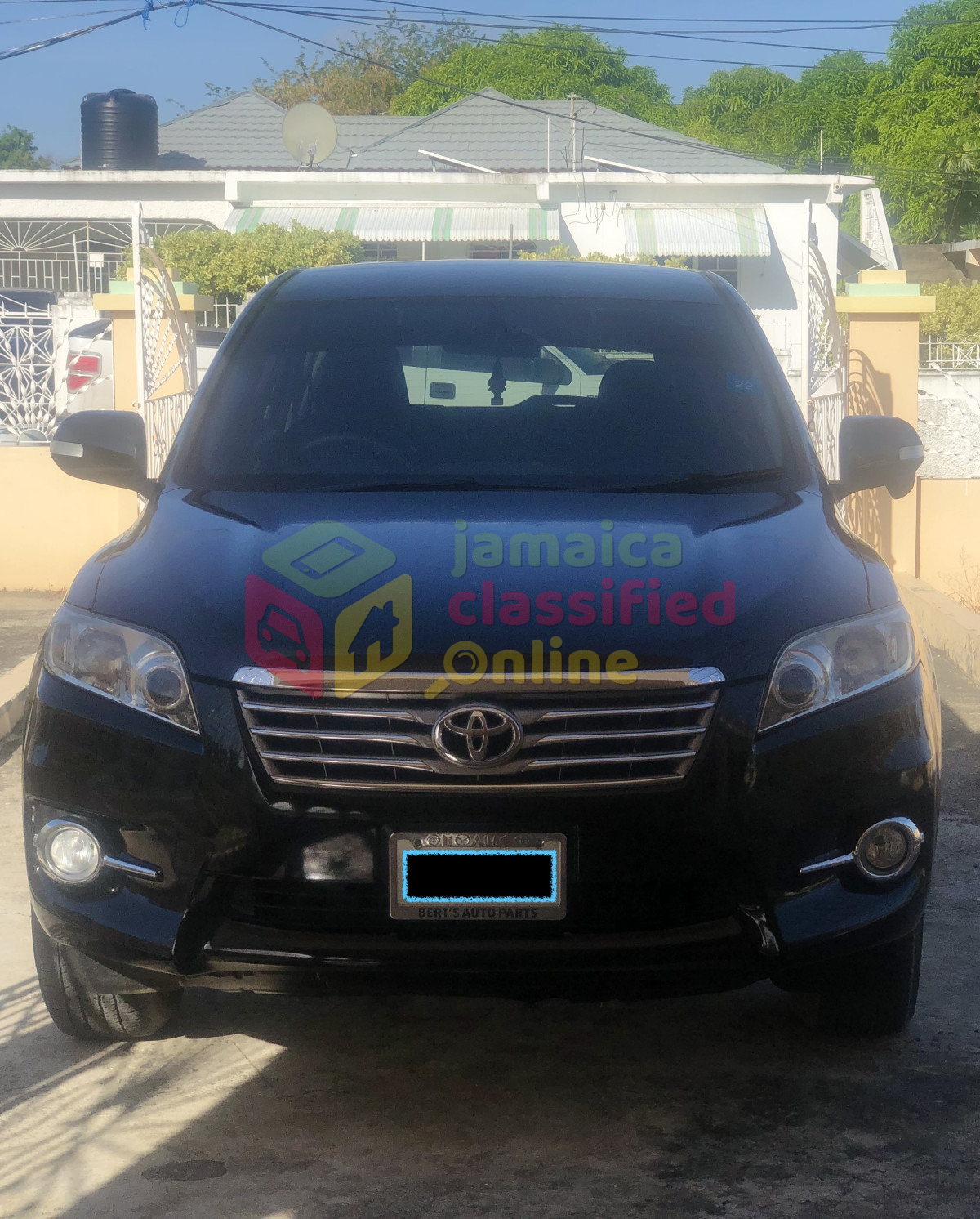 For Sale: 2011 Toyota Vanguard Female Driven