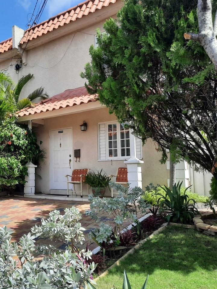 Townhouse for Rent   Kingston 6