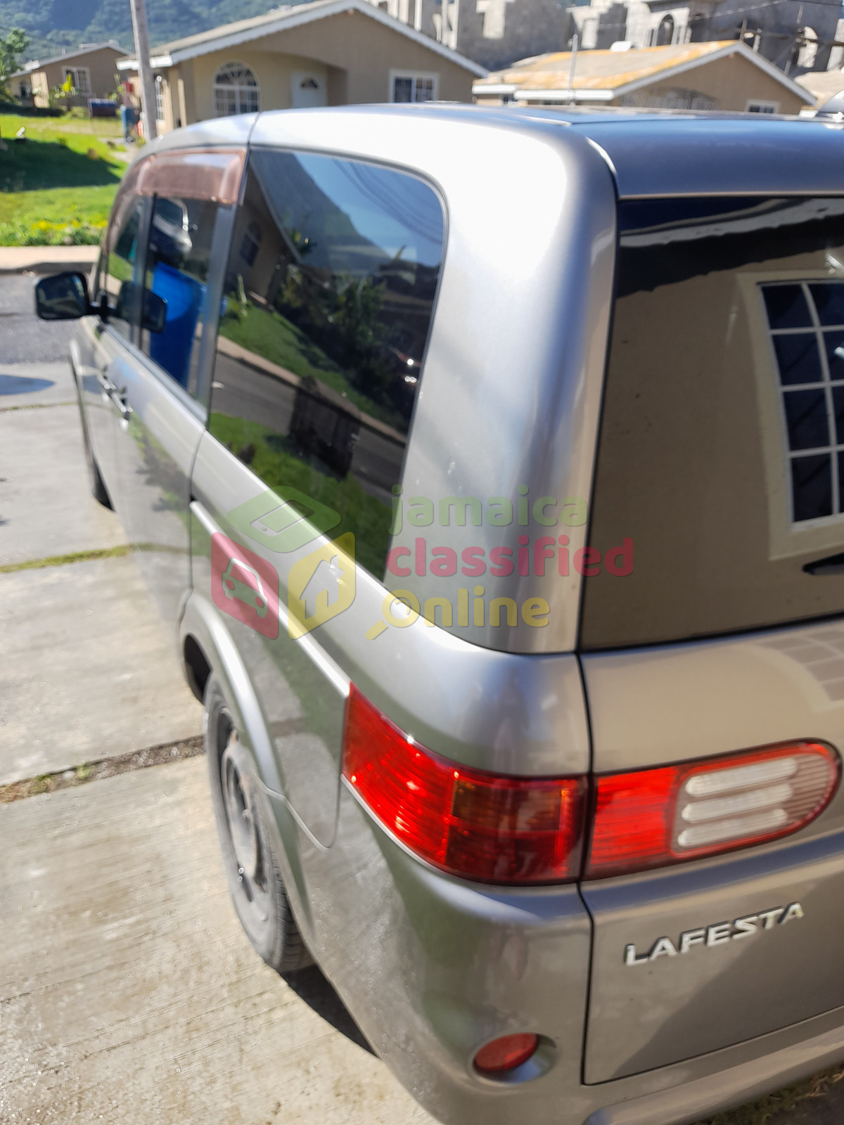 For Sale: 2012 Nissa Lafesta
