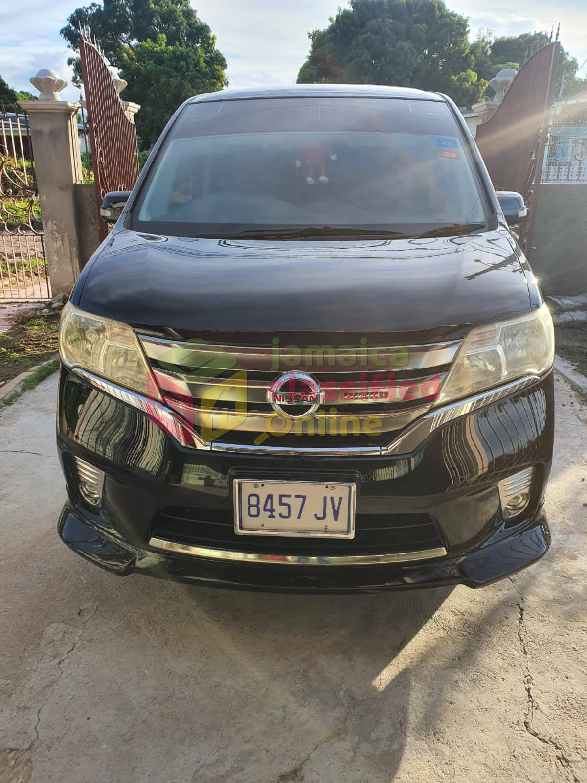 For Sale: 2012 Nissan Serena Highway Star