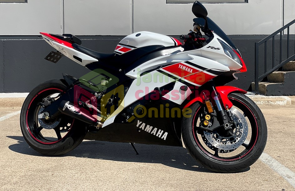 For Sale: 2012 Yamaha YZF R6 For Sale