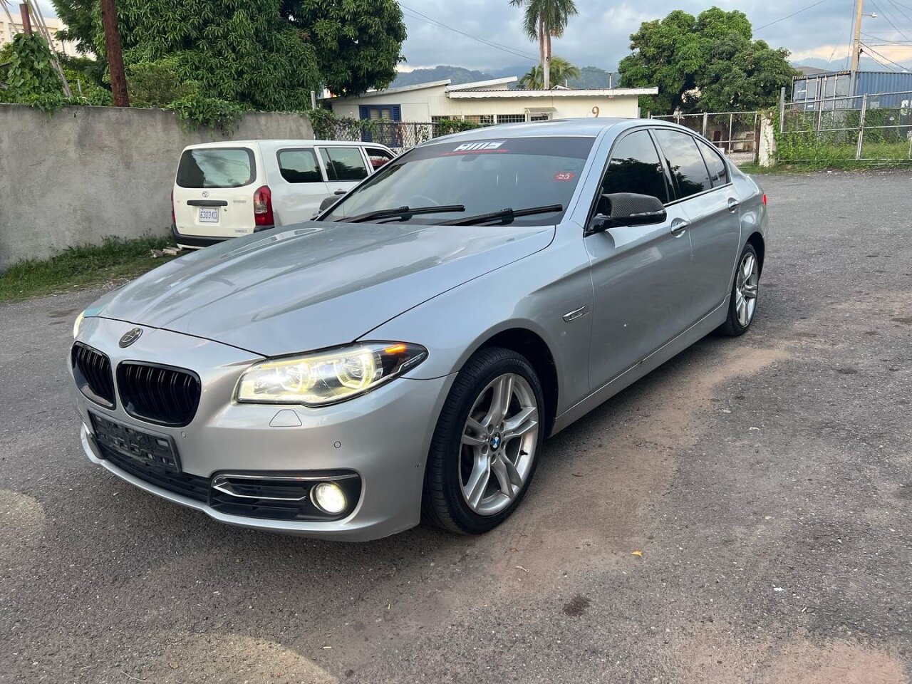 For Sale: 2013 BMW 5Series 520i