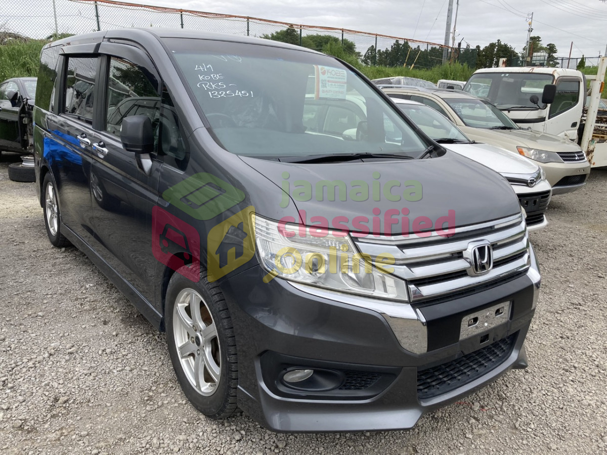 For Sale: 2013 Honda Stepwagon