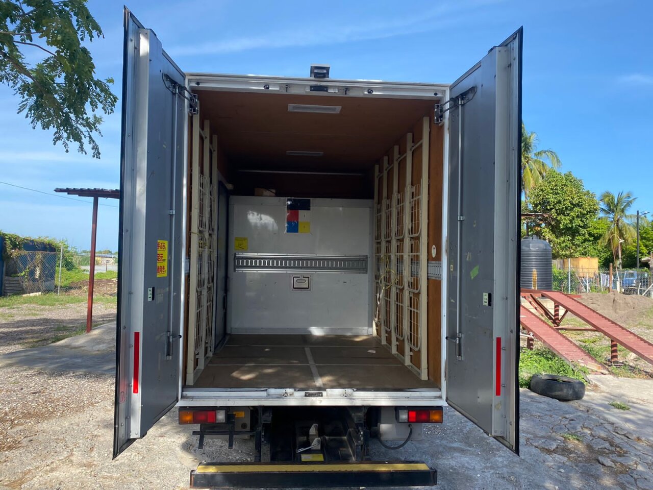For Sale: 2013 Mitsubishi Canter FUSO