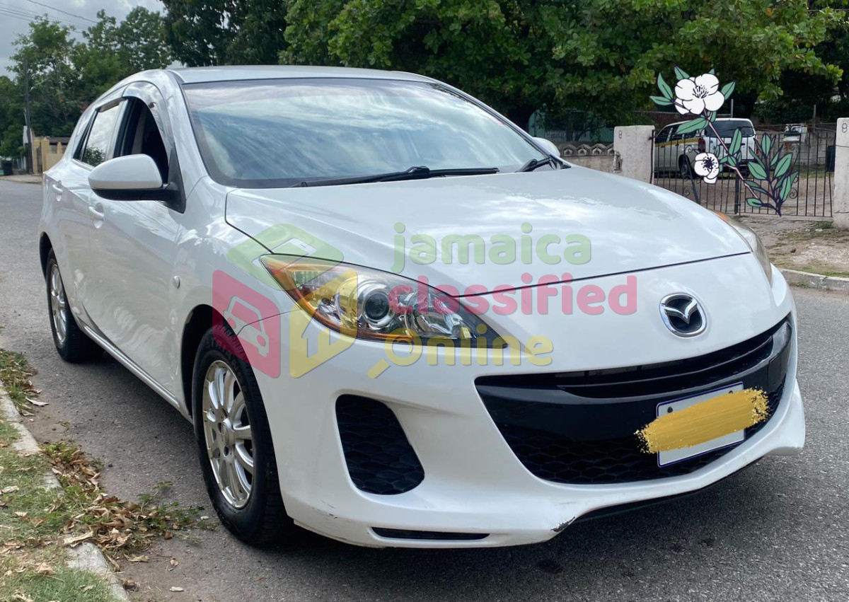 For Sale: 2013 Mazda Axela
