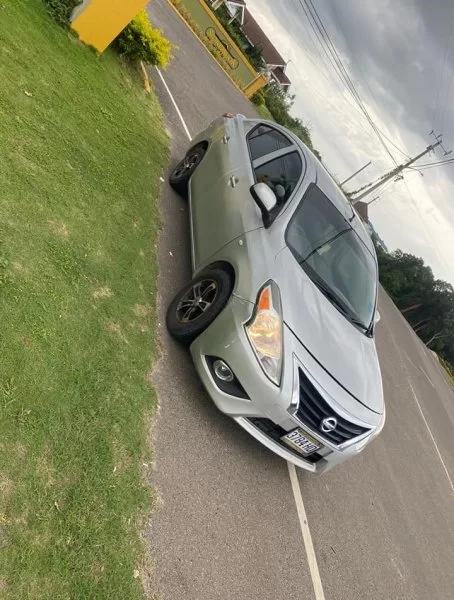 2013 NISSAN LATIO