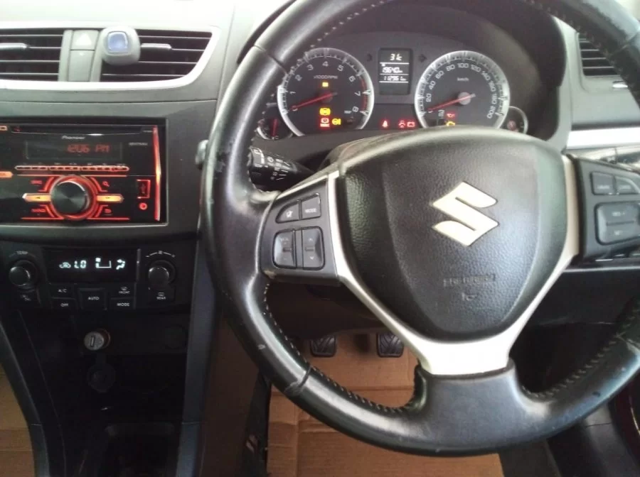2013 Suzuki Swift RS