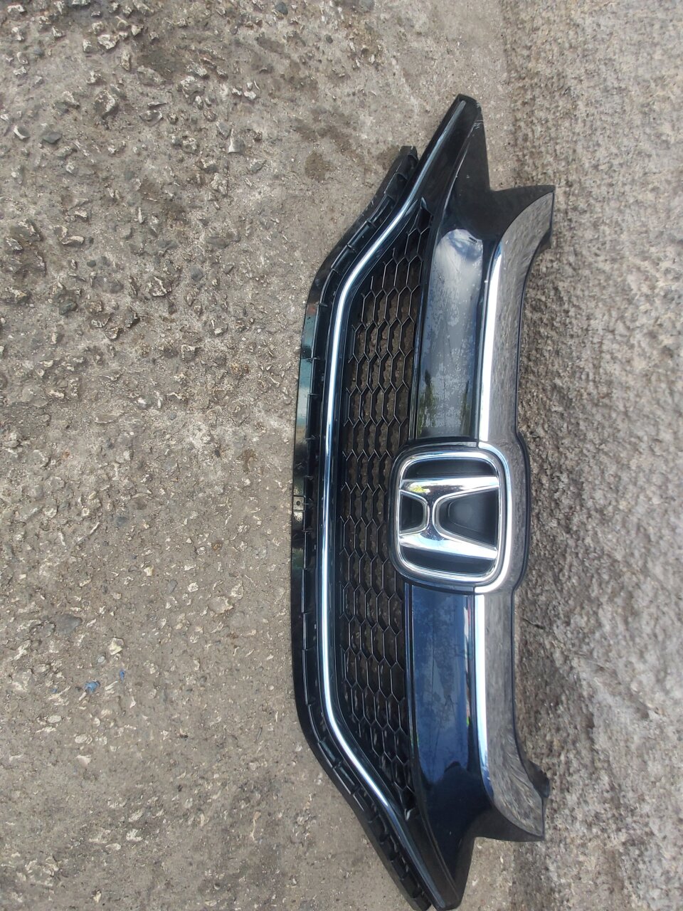 For Sale: 2014-2019 Honda Fit Bumper Grill