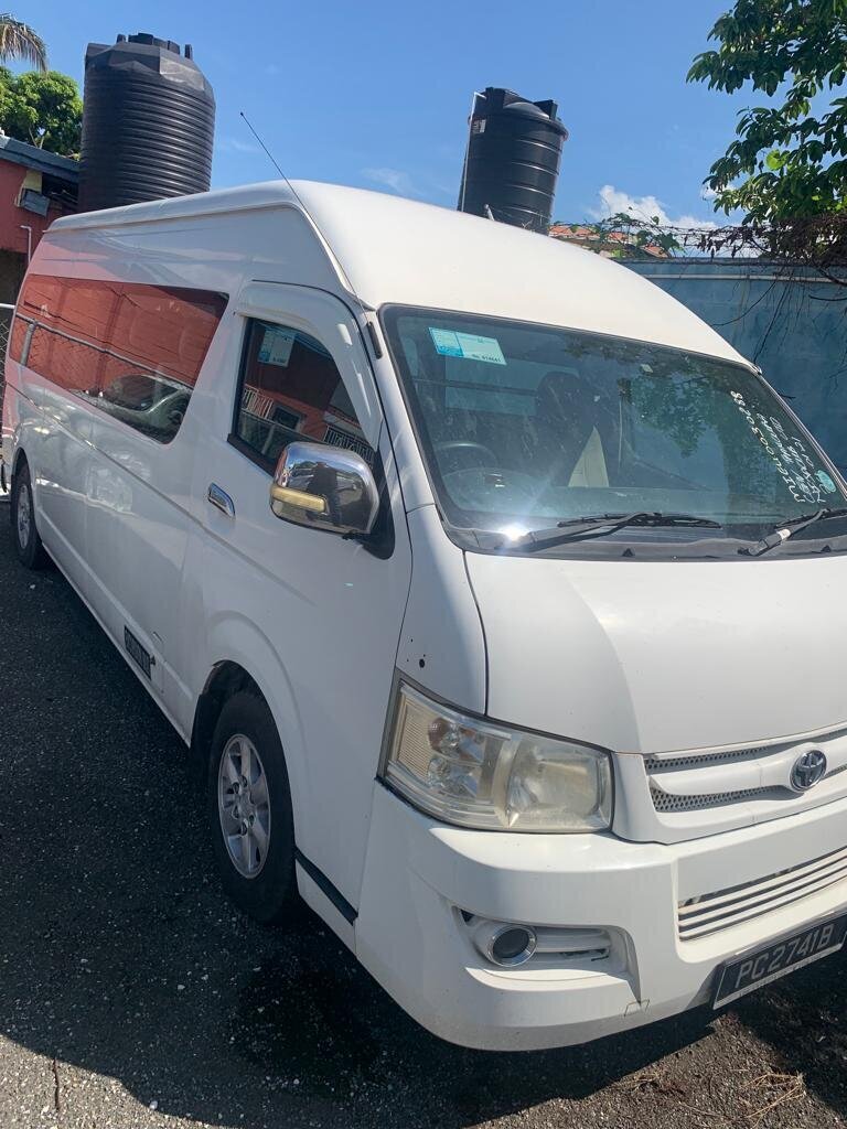 For Sale: 2014 Toyota Hiace Newly Imported High Top 17Seater
