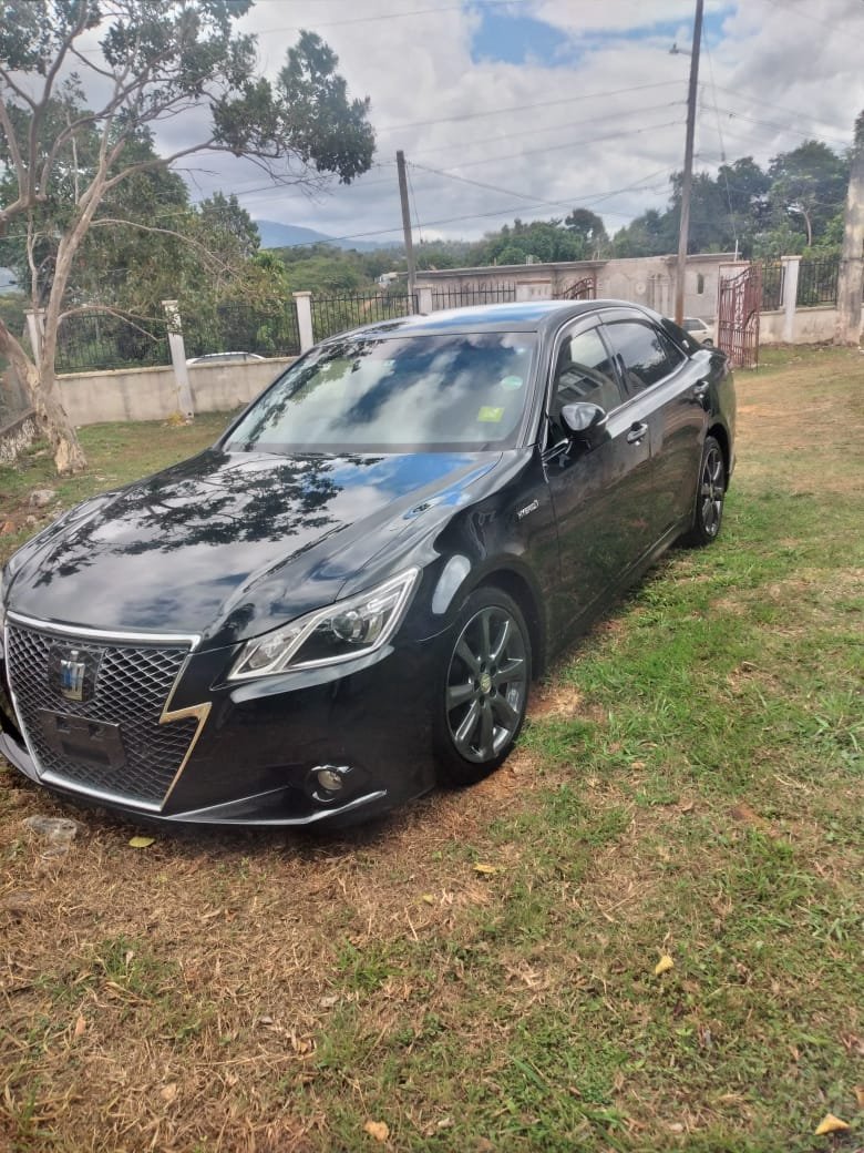 For Sale: 2014 Toyota Crown Athlete