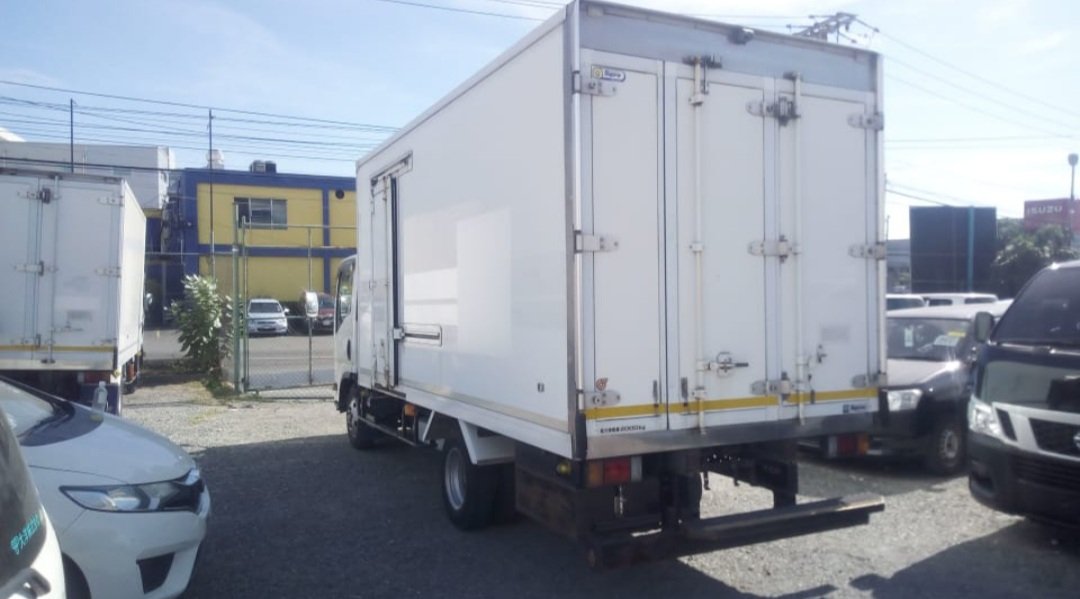 For Sale: 2015 ISUZU ELF