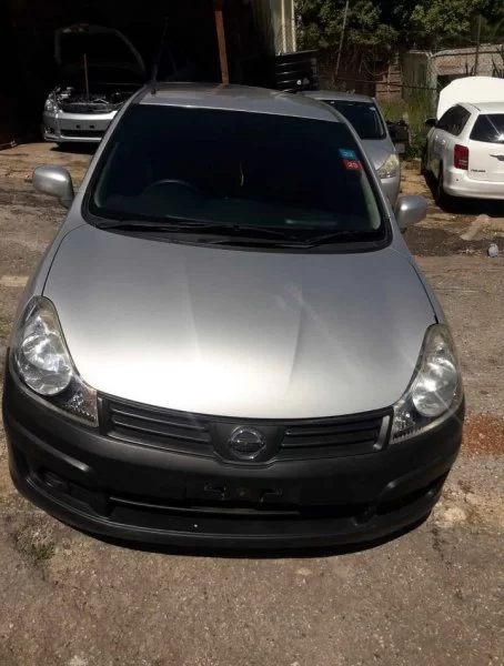 2015 Nissan ad wagon