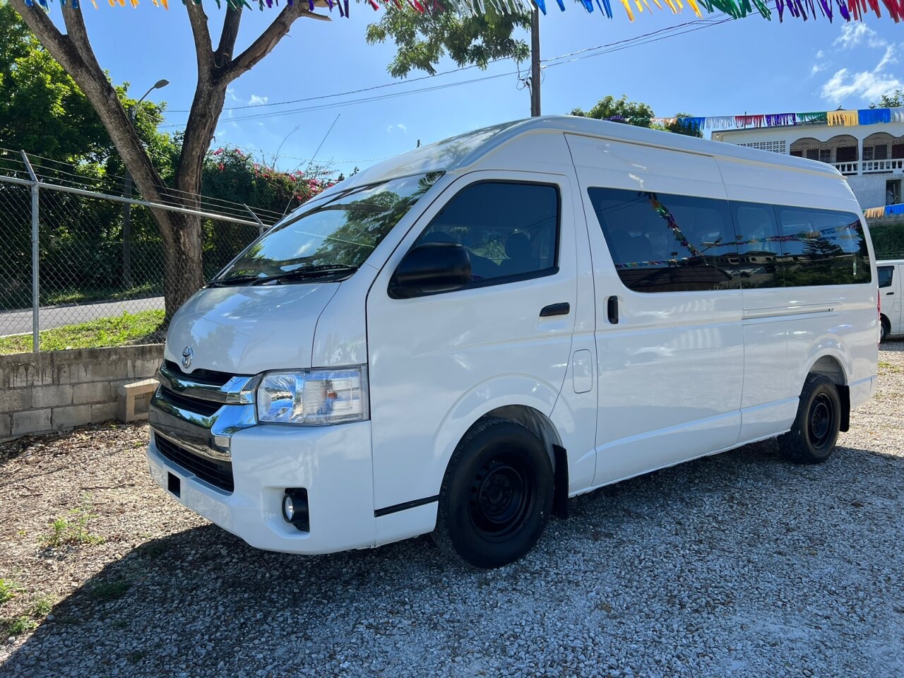 For Sale: 2015 Toyota Hiace Commuter