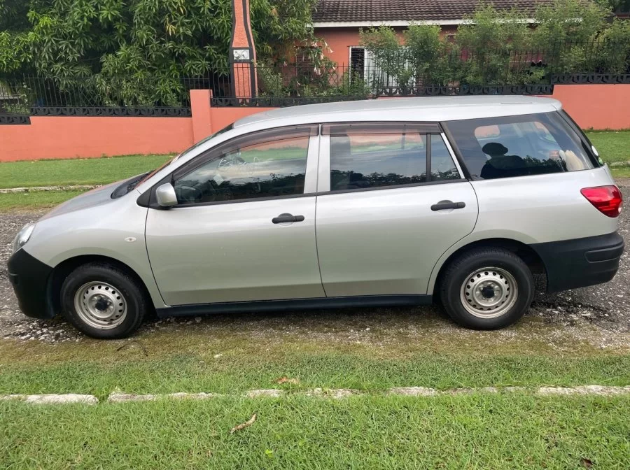 2016 Mazda Familia