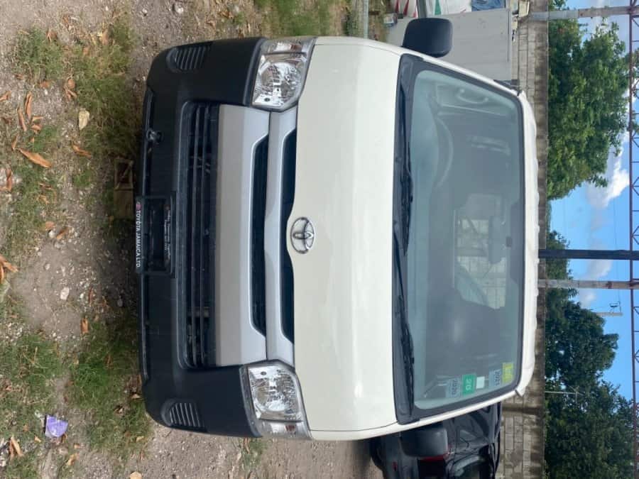 2016 Toyota hiace