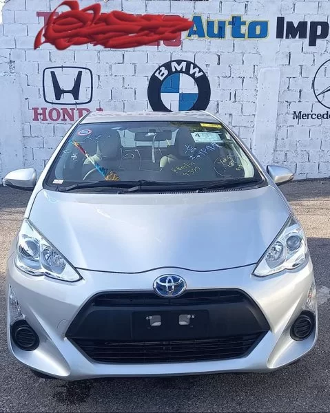 2016 Toyota Aqua
