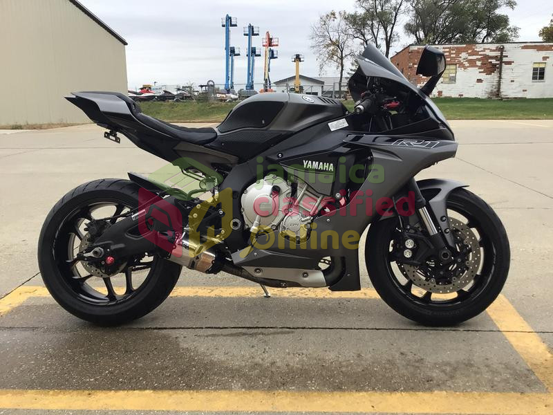 For Sale: 2017 Yamaha YZF-R1
