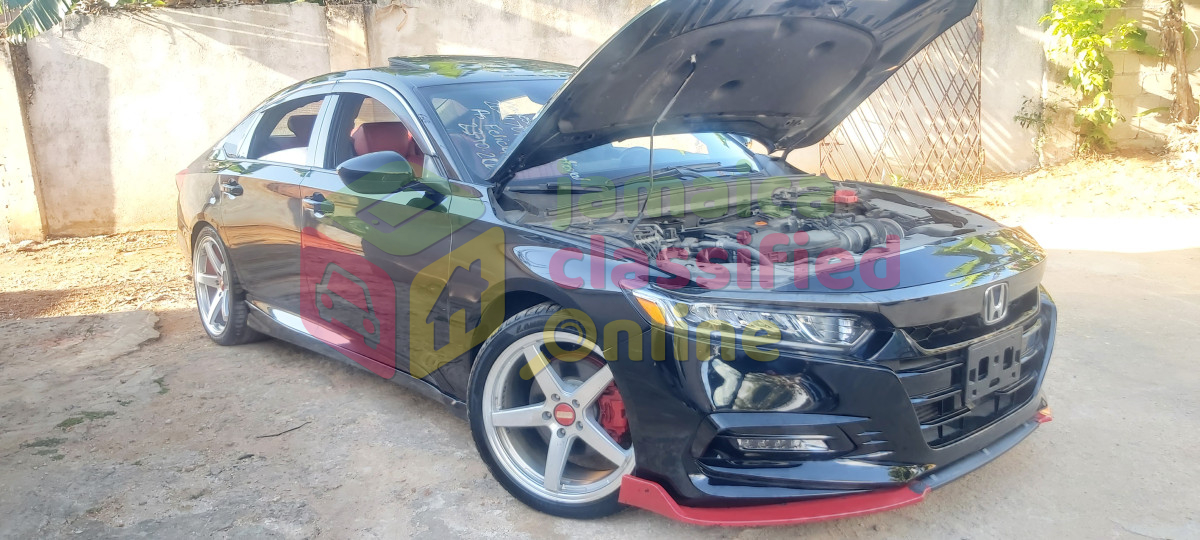 For Sale: 2019 HONDA ACCORD 2.0L TURBO $3.950 NEG