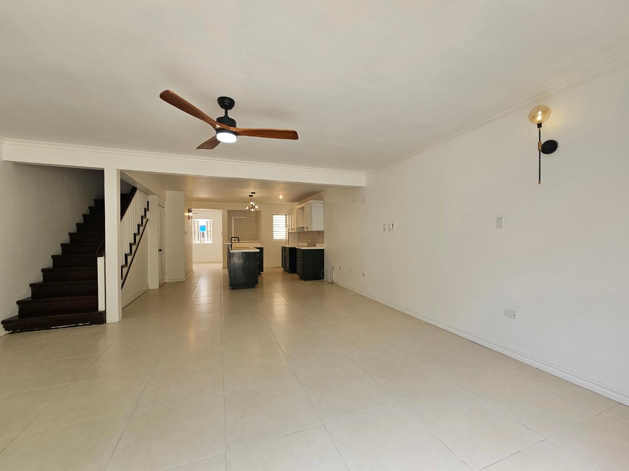 Townhouse for Rent   Kingston 10