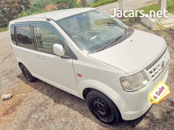 Nissan Otti 1,0L 2012