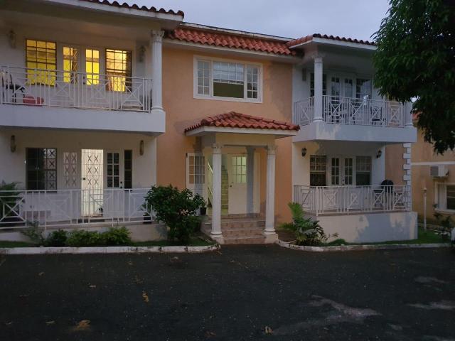 Apartment for Sale   Kingston 19