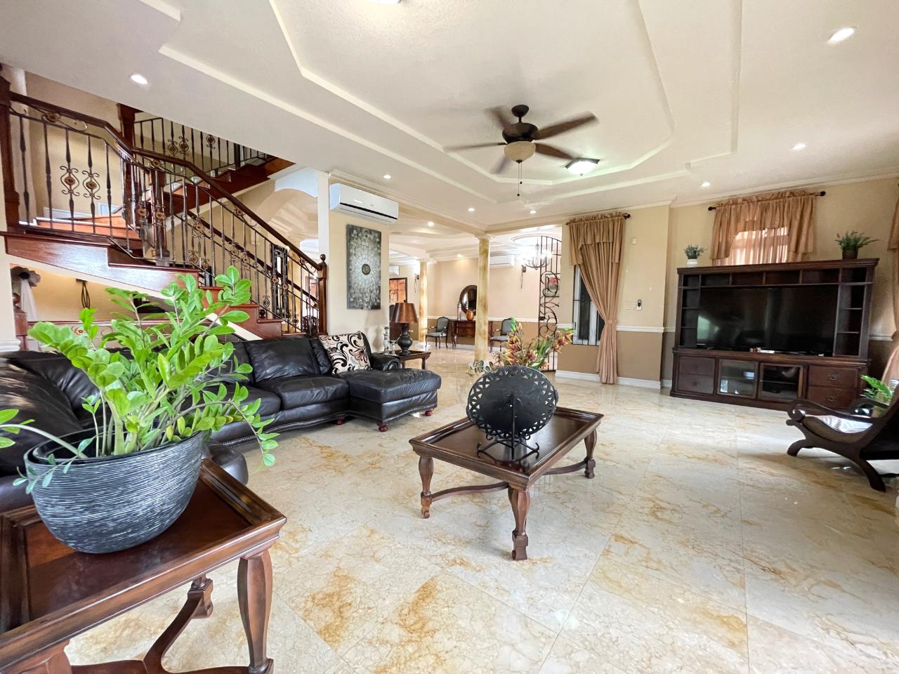 Townhouse for Rent   Kingston 8