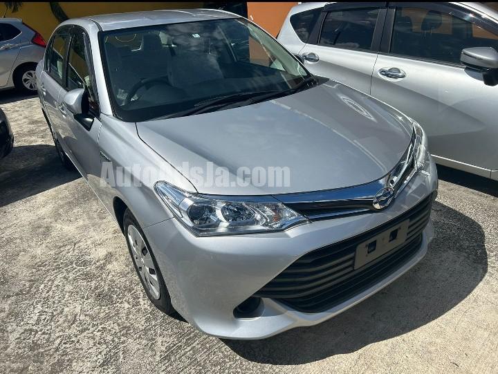 2018 Toyota AXIO HYBRID