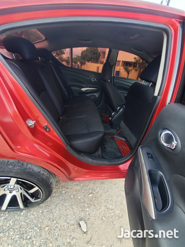 Nissan Versa 1,4L 2014