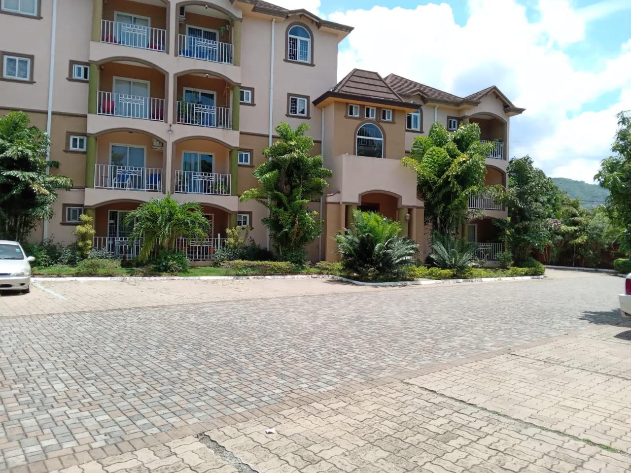 Apartment for Sale   Kingston 1