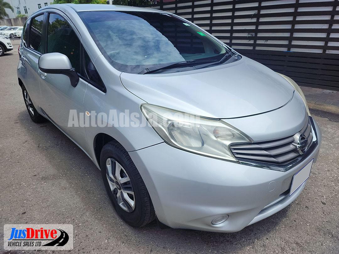 2013 Nissan NOTE