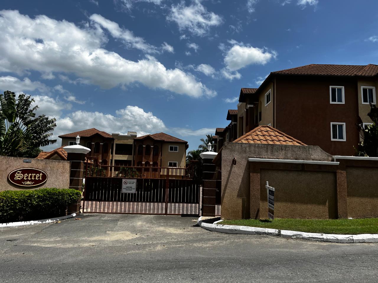 Apartment for Sale   Kingston 6